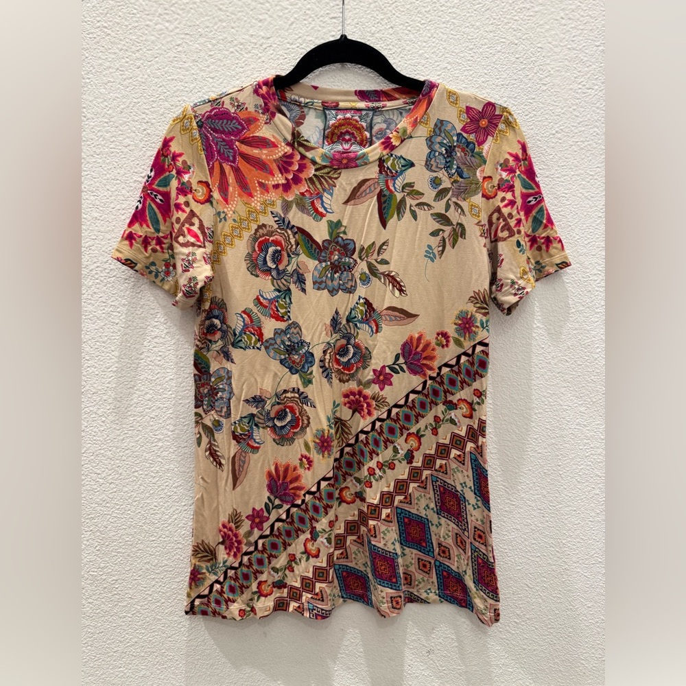 JOHNNY WAS Zaki Favorite Floral Print Crewneck silk Stretch Short Sleeve Top